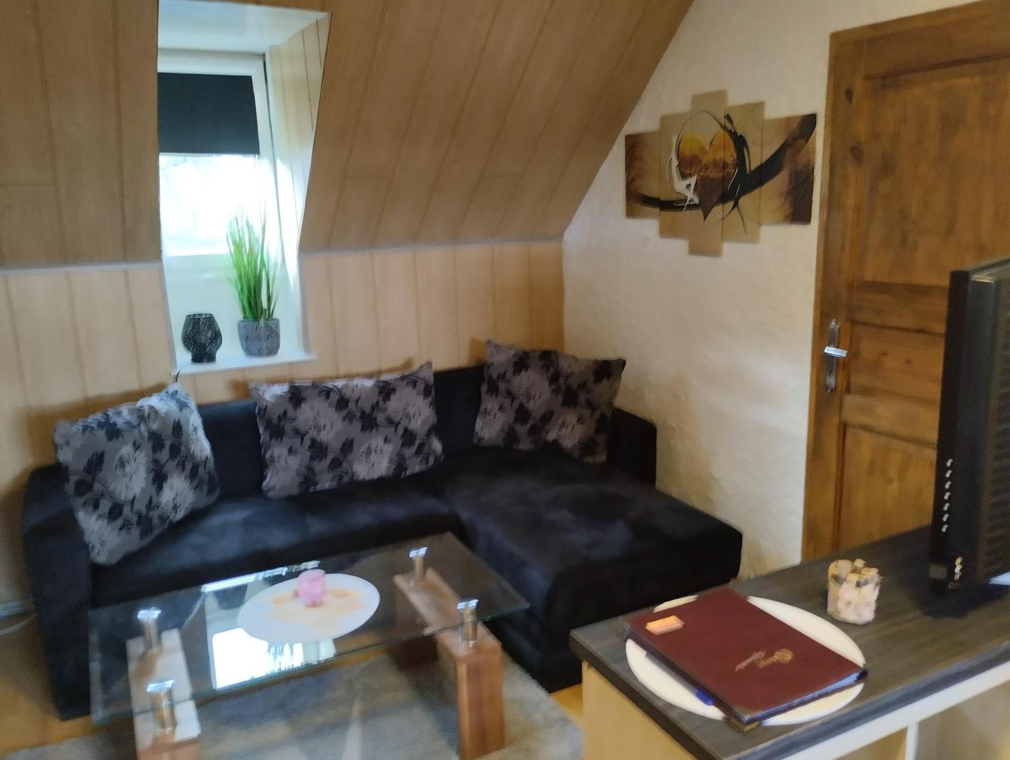 Ferienwohnung Am Vulkanpfad Ettringen  Екстер'єр фото